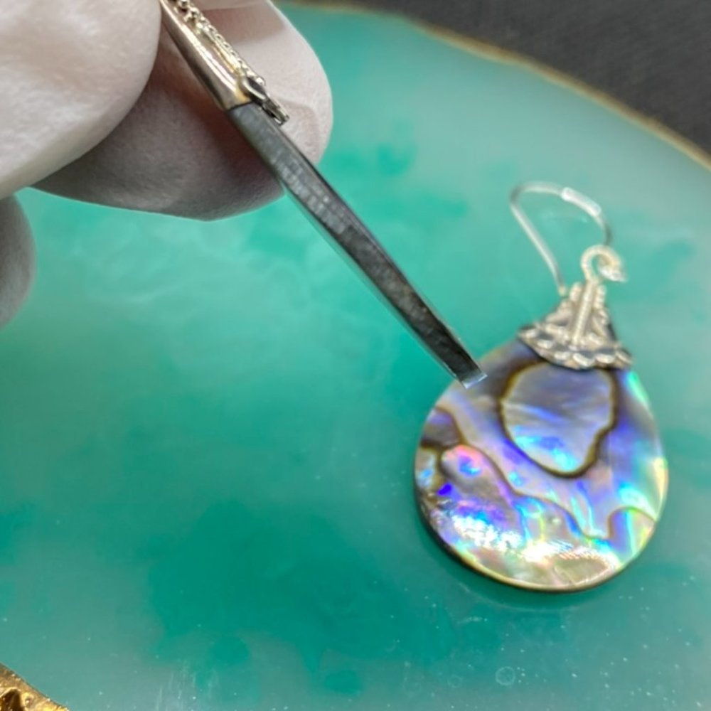 Shell Dangle Drop Earrings - Picture 5 of 5